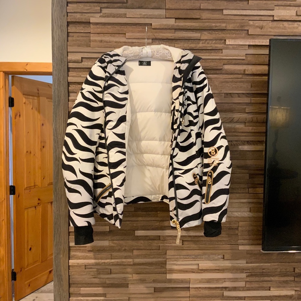 BOGNER ski jacket! Size 10 . Zebra black and white color